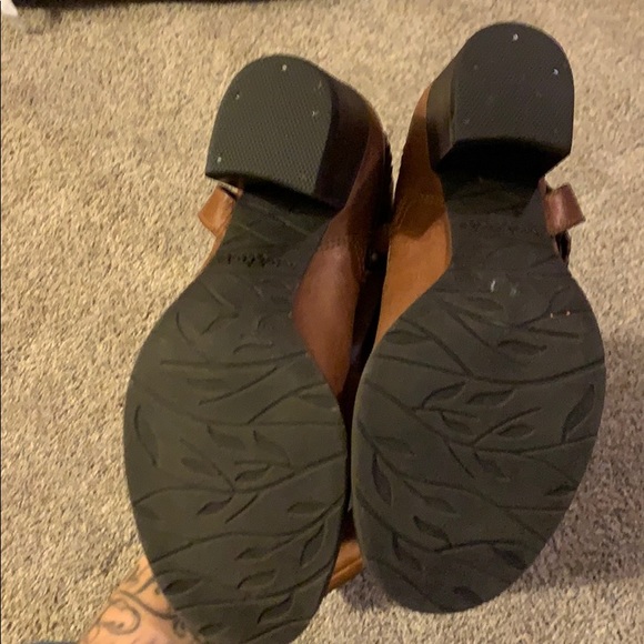 Monroe boots - Picture 7 of 7